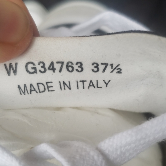 CHANEL CC LOGO LYCRA WHITE & BLACK SNEAKERS 37.5 - Picture 6 of 8